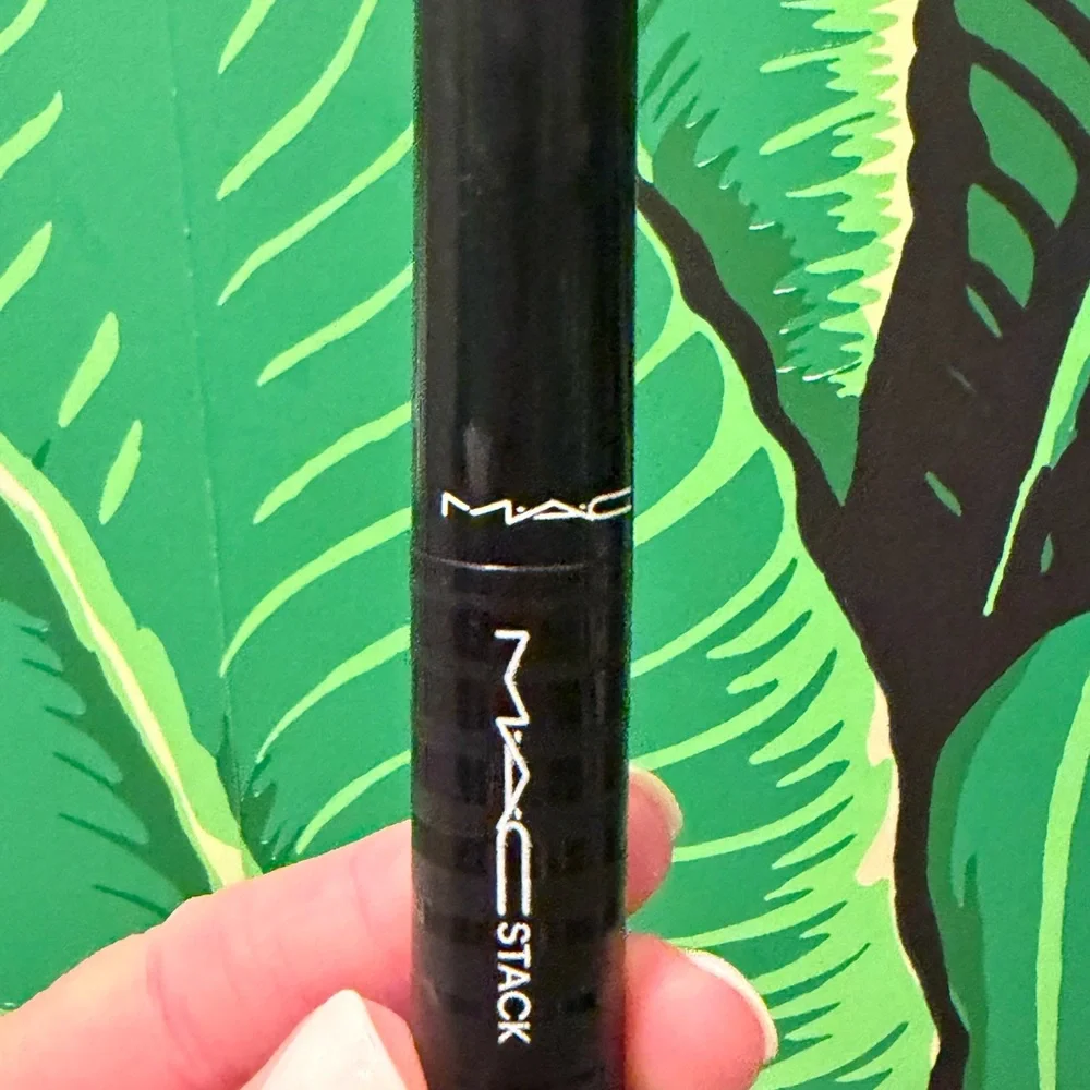 MAC Stack Mascara Superstack Mega Brush Black Mini 3ml NWT